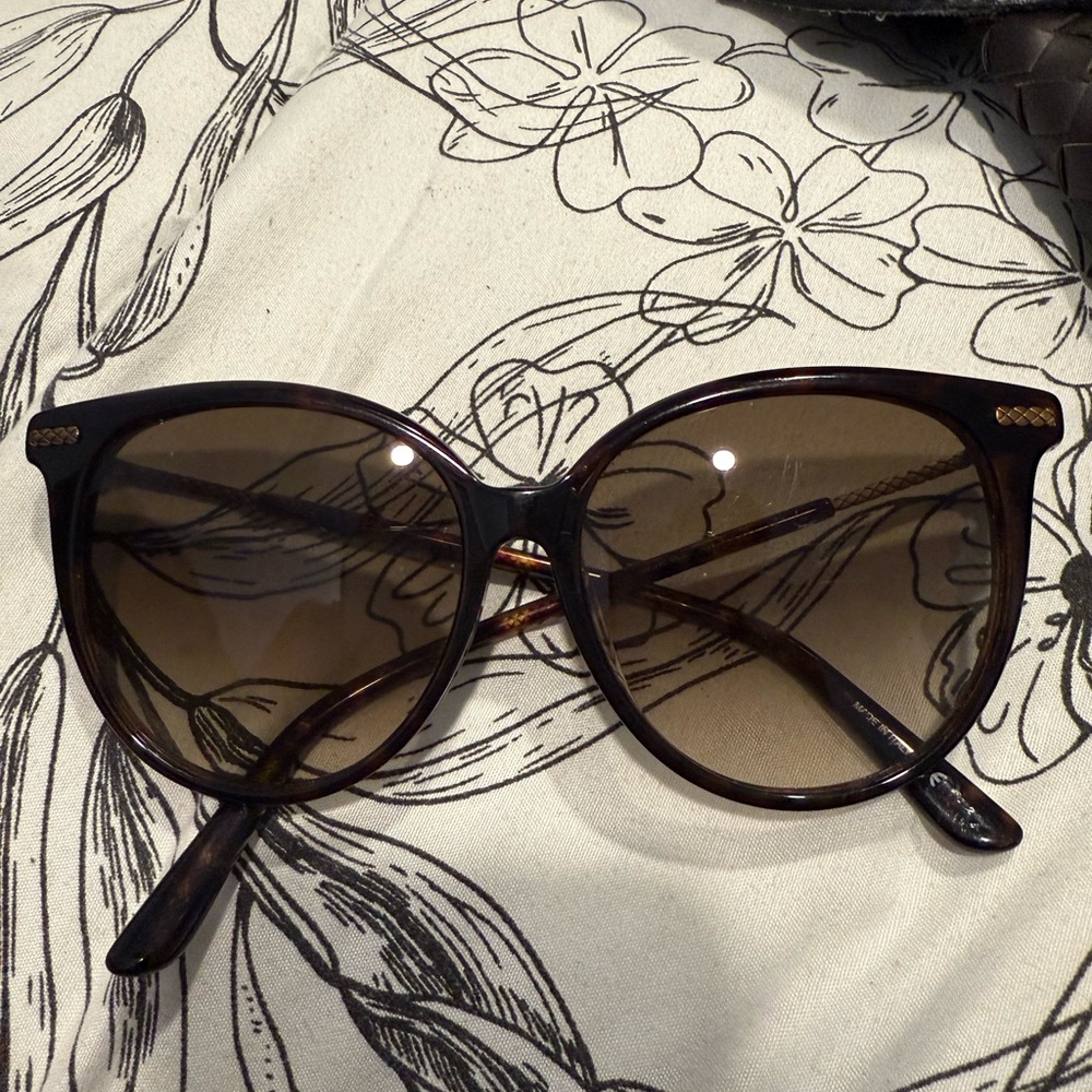 Bottega Veneta Brown Statement Sunglasses